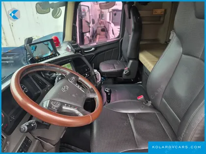 HYUNDAI EXCEED 6X4
