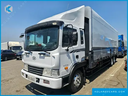 HYUNDAI MEGA TRUCK GOLD
