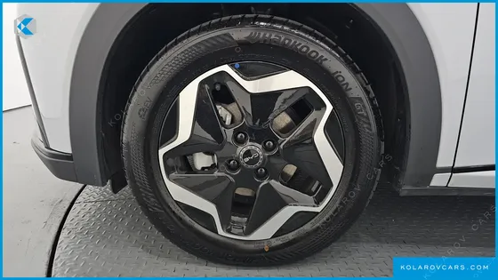 BYD DOLPHIN BASE