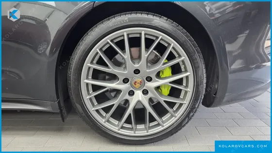PORSCHE PANAMERA 2.9 AWD E-HYBRID PLATINUM EDITION