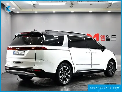 KIA CARNIVAL 9-SEATER NOBLESSE