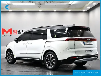 KIA CARNIVAL 9-SEATER NOBLESSE