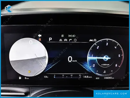 KIA CARNIVAL 9-SEATER NOBLESSE