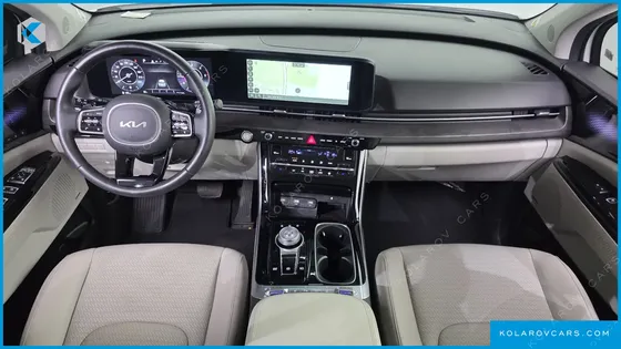 KIA CARNIVAL 9-SEATER SIGNATURE
