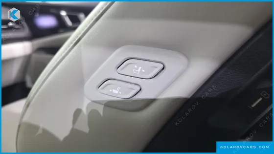 KIA CARNIVAL 9-SEATER SIGNATURE