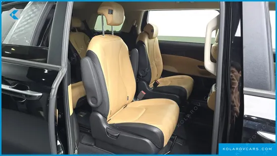 KIA CARNIVAL 9-SEATER PRESTIGE