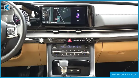 KIA CARNIVAL 9-SEATER PRESTIGE