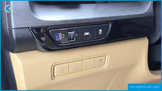 KIA CARNIVAL 9-SEATER PRESTIGE