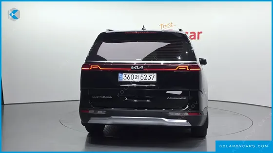 KIA CARNIVAL 7-SEATER SIGNATURE