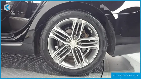HYUNDAI GRANDEUR 3.0 EXCLUSIVE