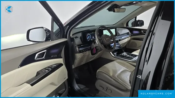 KIA CARNIVAL GASOLINE 7-SEATER HI-LIMOUSINE