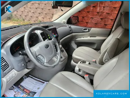 KIA CARNIVAL GRAND CARNIVAL GLX