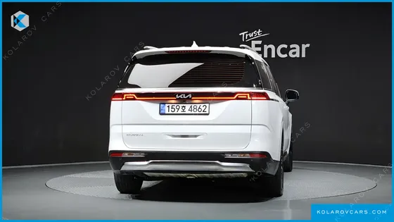 KIA CARNIVAL 9-SEATER NOBLESSE