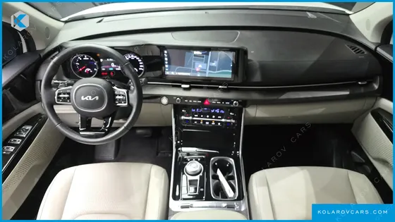 KIA CARNIVAL 9-SEATER NOBLESSE
