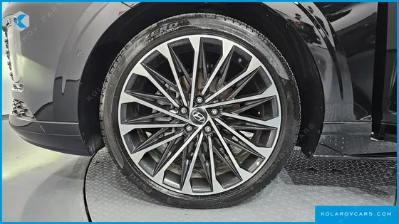 HYUNDAI GRANDEUR CALLIGRAPHY