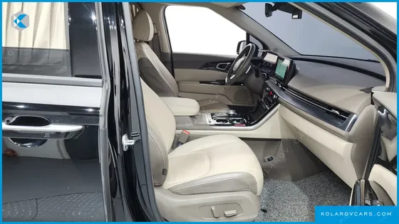 KIA CARNIVAL 9-SEATER HI-LIMOUSINE