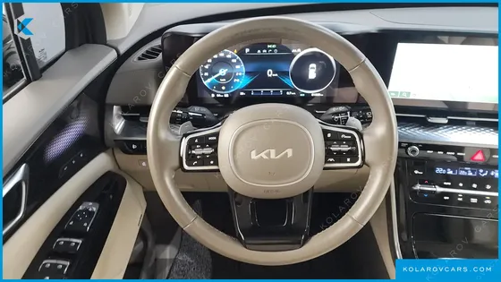 KIA CARNIVAL 9-SEATER HI-LIMOUSINE