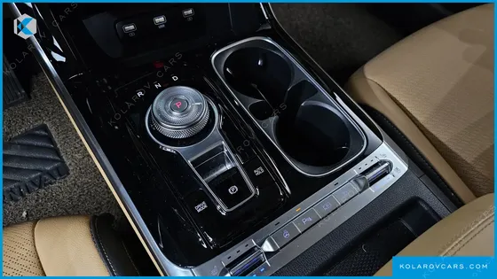 KIA CARNIVAL 9-SEATER NOBLESSE