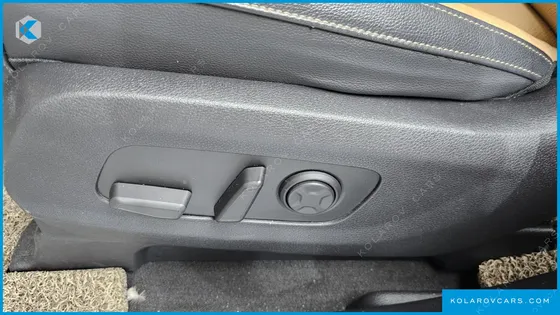 KIA CARNIVAL 9-SEATER NOBLESSE