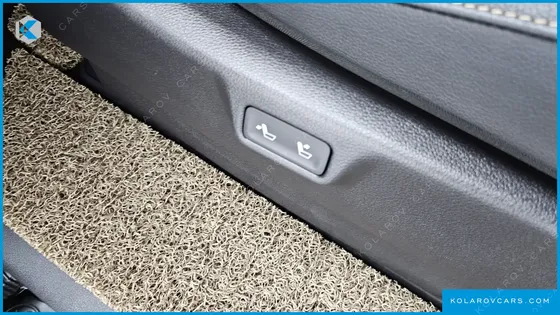 KIA CARNIVAL 9-SEATER NOBLESSE