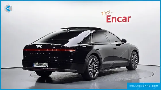 HYUNDAI GRANDEUR CALLIGRAPHY