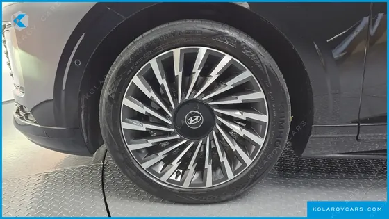 HYUNDAI GRANDEUR CALLIGRAPHY