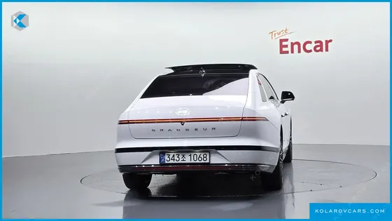 HYUNDAI GRANDEUR CALLIGRAPHY