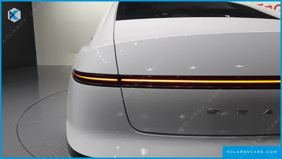 HYUNDAI GRANDEUR CALLIGRAPHY