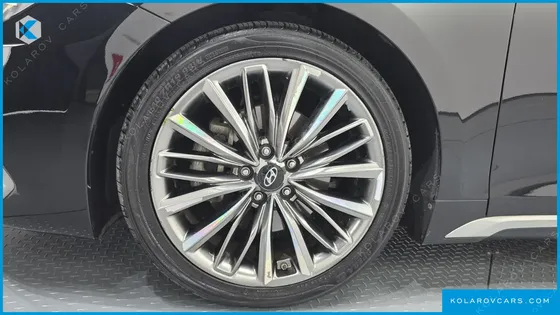 HYUNDAI GRANDEUR 2.2 DIESEL PREMIUM