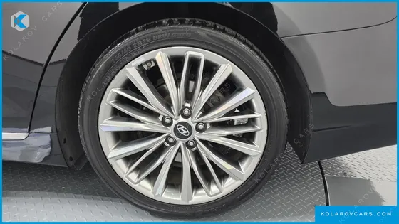 HYUNDAI GRANDEUR 2.2 DIESEL PREMIUM