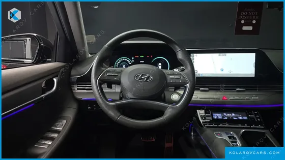 HYUNDAI GRANDEUR CALLIGRAPHY