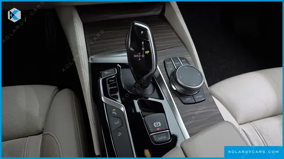 BMW GRAN TURISMO (GT) 630I XDRIVE M SPORT
