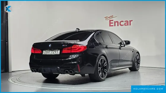 BMW M5 M5 SEDAN