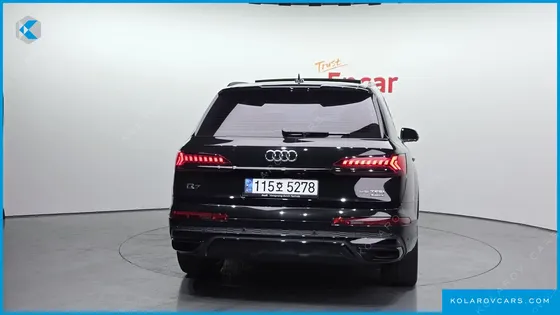 AUDI Q7 55 TFSI QUATTRO PREMIUM