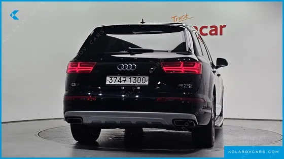 AUDI Q7 45 TFSI QUATTRO