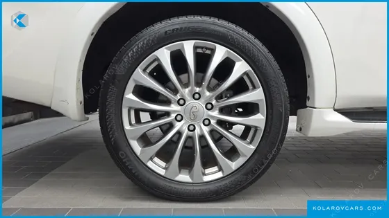 INFINITY QX80 5.6 AWD