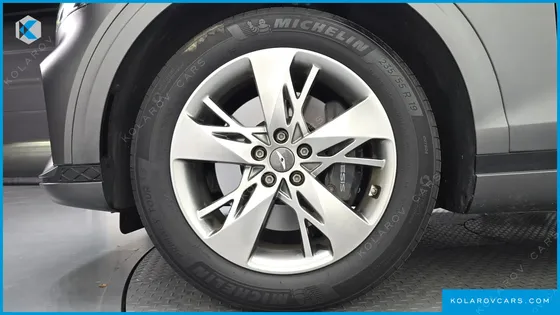 GENESIS GV70 2.5T GASOLINE 2WD