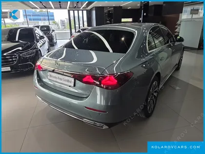 MERCEDES E-CLASS E300 4MATIC EXCLUSIVE