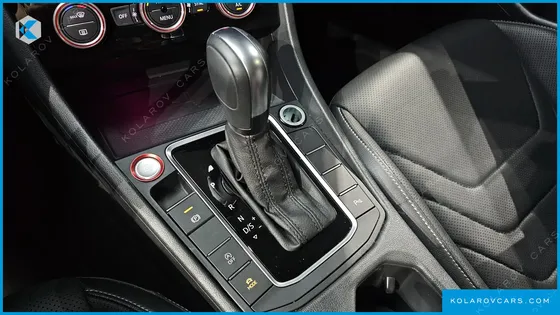 VOLKSWAGEN JETTA 1.4 TSI PREMIUM