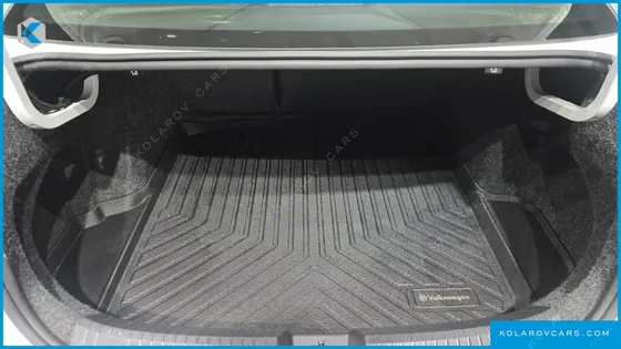 VOLKSWAGEN JETTA 1.4 TSI PREMIUM