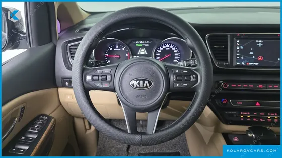 KIA CARNIVAL 9-SEATER HI-LIMOUSINE