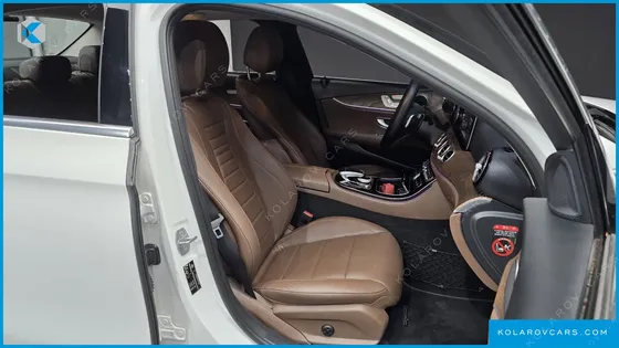 MERCEDES E-CLASS E300 EXCLUSIVE