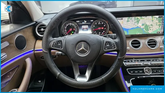 MERCEDES E-CLASS E300 EXCLUSIVE