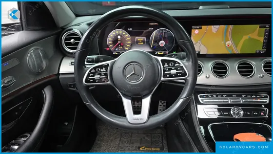 MERCEDES E-CLASS E300 AMG LINE