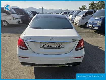 MERCEDES E-CLASS E300 4MATIC AMG LINE