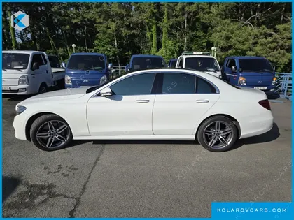 MERCEDES E-CLASS E300 4MATIC AMG LINE
