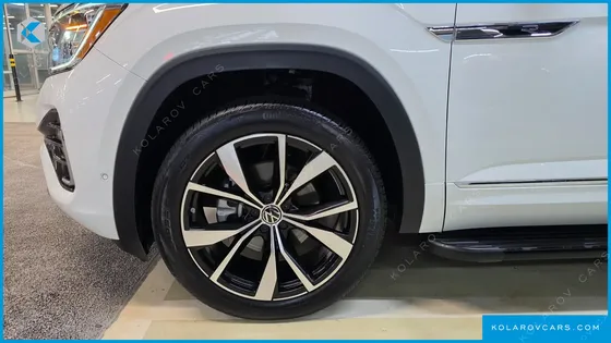 VOLKSWAGEN ATLAS 2.0 TSI R-LINE 7-SEATER