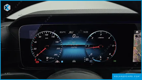 MERCEDES E-CLASS E220D 4MATIC AMG LINE