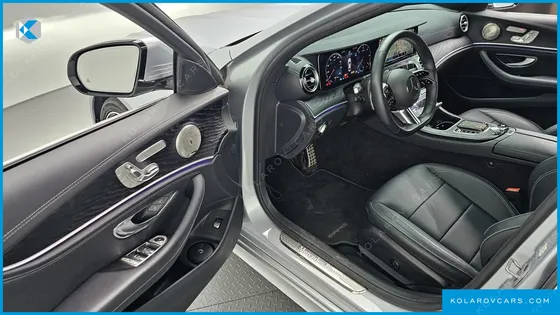 MERCEDES E-CLASS E220D 4MATIC AMG LINE