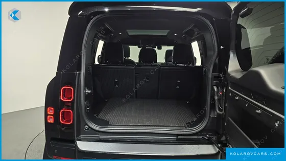 LAND ROVER DEFENDER 110 D250 SE
